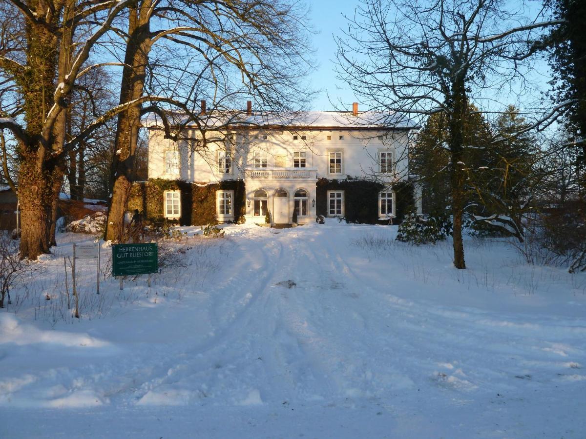 Herrenhaus Gut Bliestorf Kültér fotó